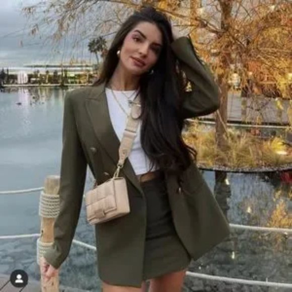 ZARA Tailored Blazer With Buttons - Picture 10 of 16